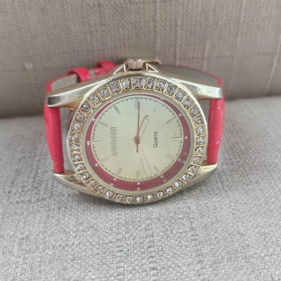 Croton Manhattan Women Wristwatch Red Leather Strap Analog Watch Holidays - Picture 6 of 13